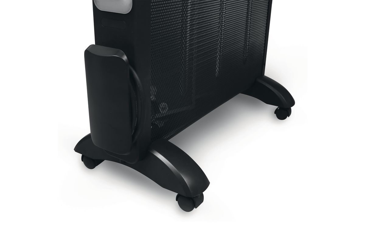 Απεικονίζεται κοντινό στα ροδάκια.